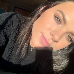 Meet your Posher, Paige